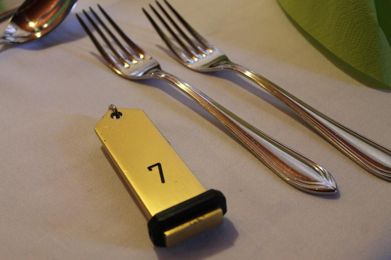 Durrwangen Hotel-Gasthof Zum Hirschen מראה חיצוני תמונה