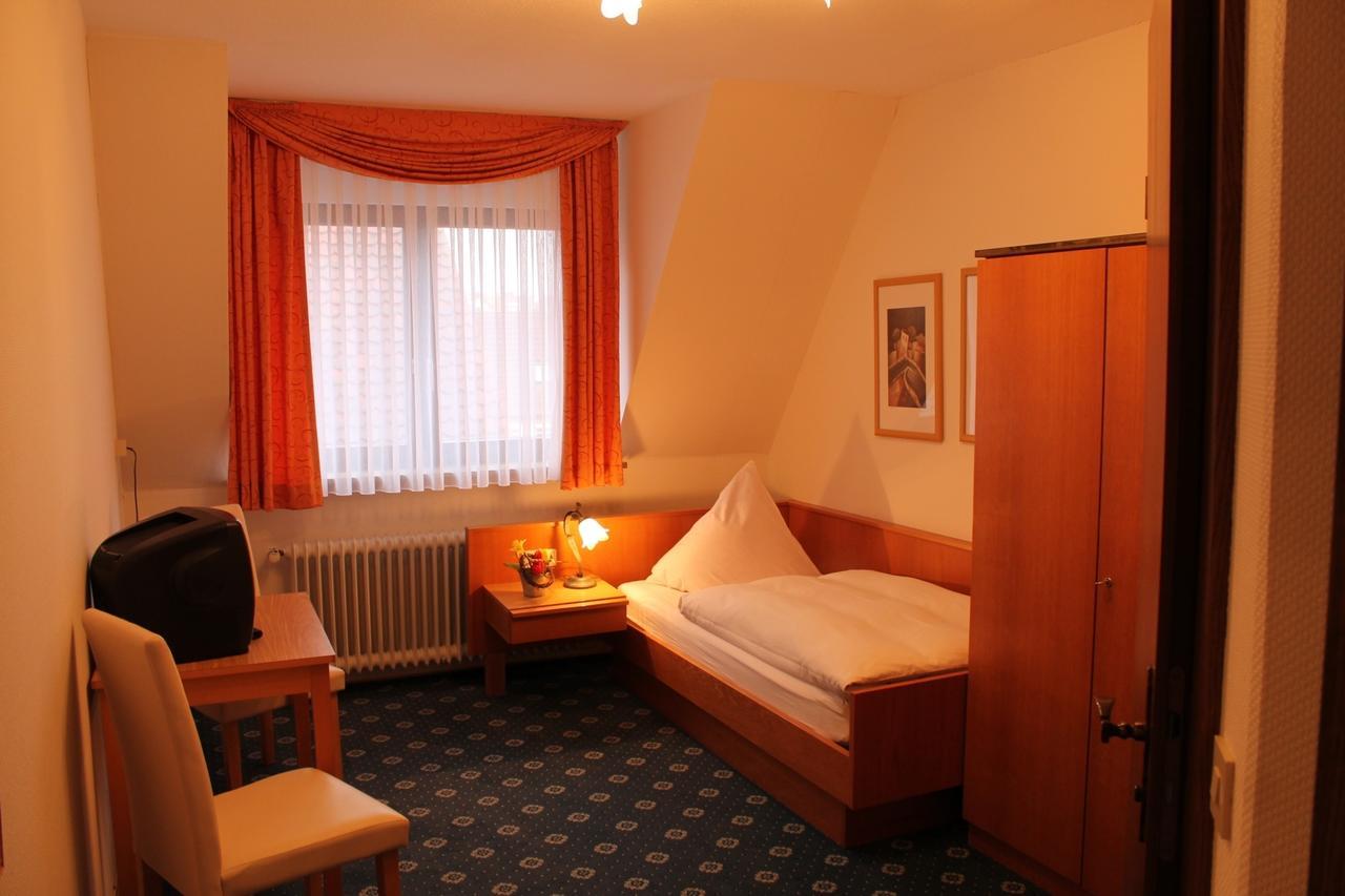 Durrwangen Hotel-Gasthof Zum Hirschen חדר תמונה